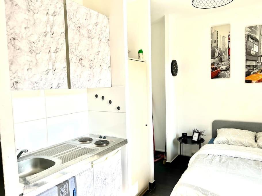 Studio Cosy, Netflix, M Flachet Apartment วีเลอร์บาน ภายนอก รูปภาพ